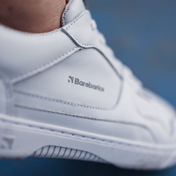 Barebarics Zing – All White Leather