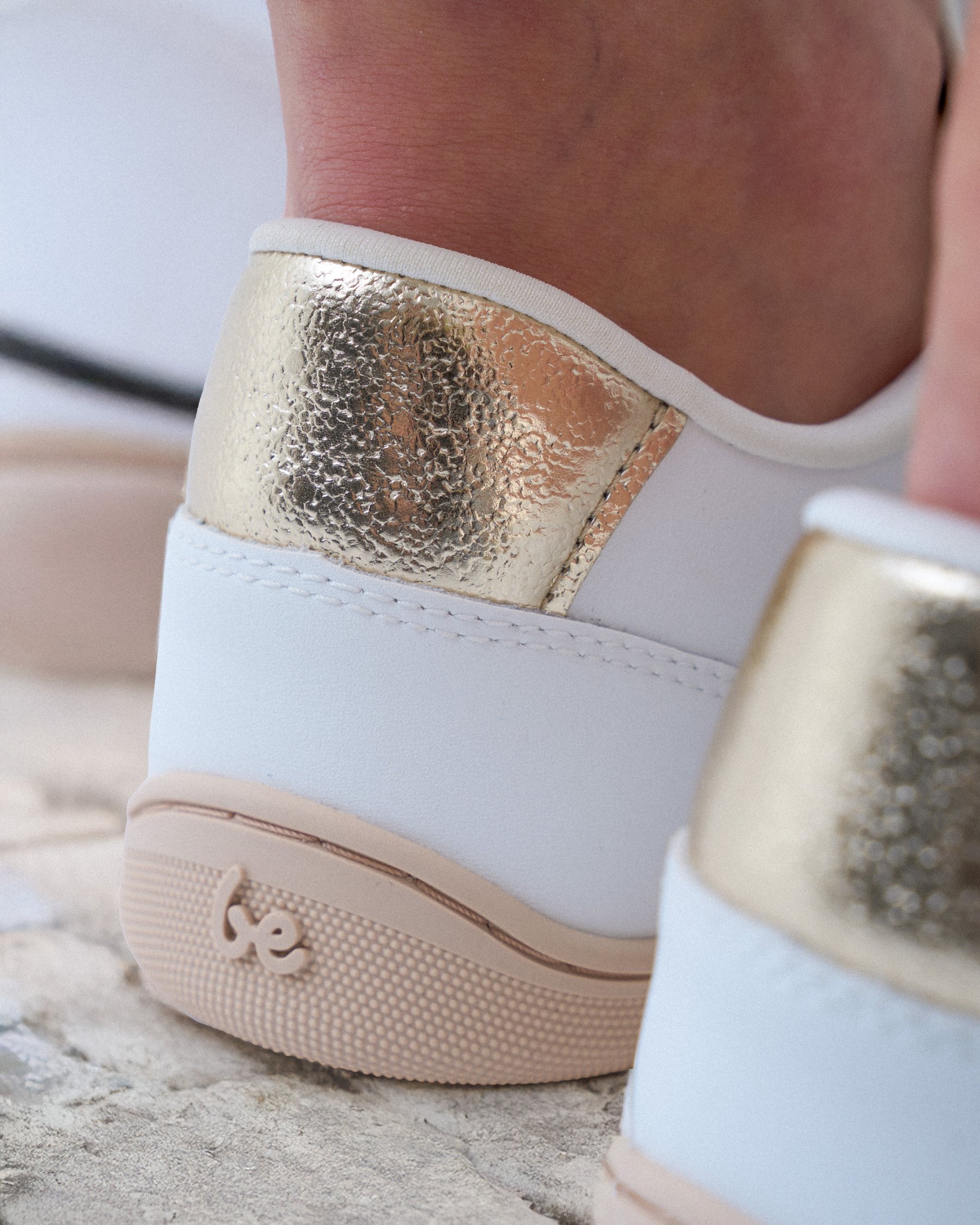 Be Lenka Cellestia – White & Gold Be Lenka Cellestia - White & Gold - Image 6